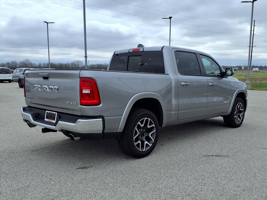 Used 2025 RAM 1500 Laramie AWD/4WD image 29