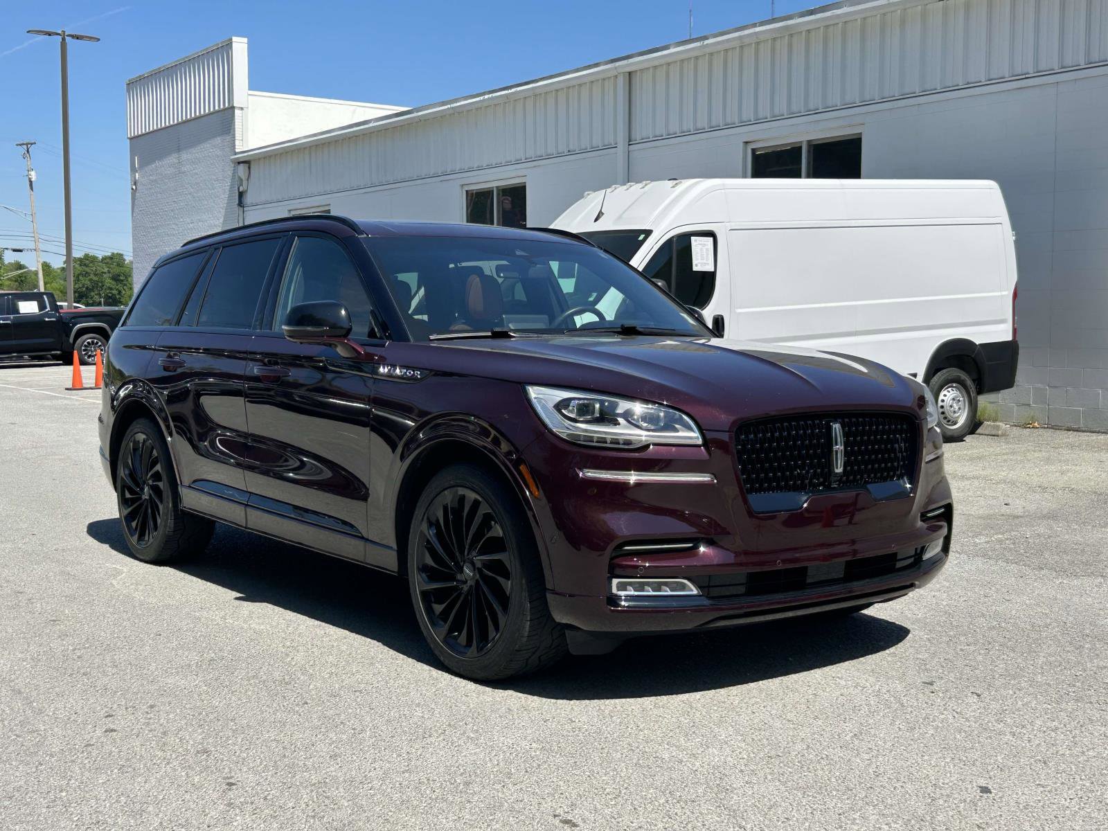 Used 2023 Lincoln Aviator Black Label w/ Jet Package AWD/4WD image 1