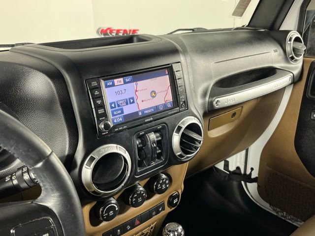 Used 2015 Jeep Wrangler Unlimited Rubicon w/ Dual Top Group image 17