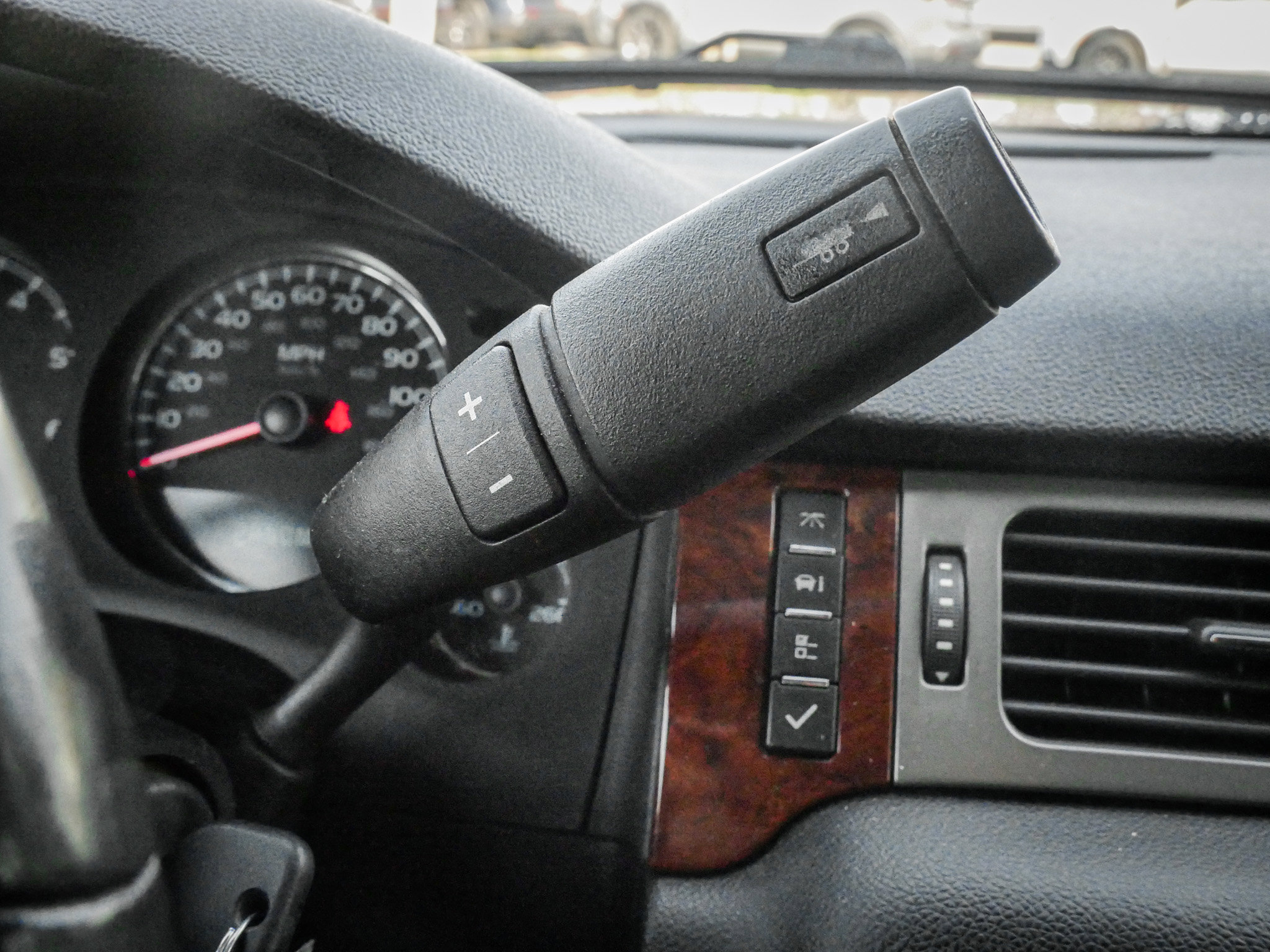 Used 2012 Chevrolet Tahoe LS w/ Convenience Package image 24