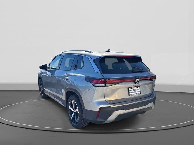 New 2026 Volkswagen Tiguan SE FWD image 3
