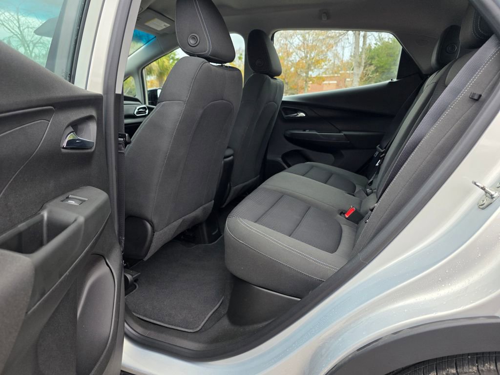 Used 2022 Chevrolet Bolt LT image 30