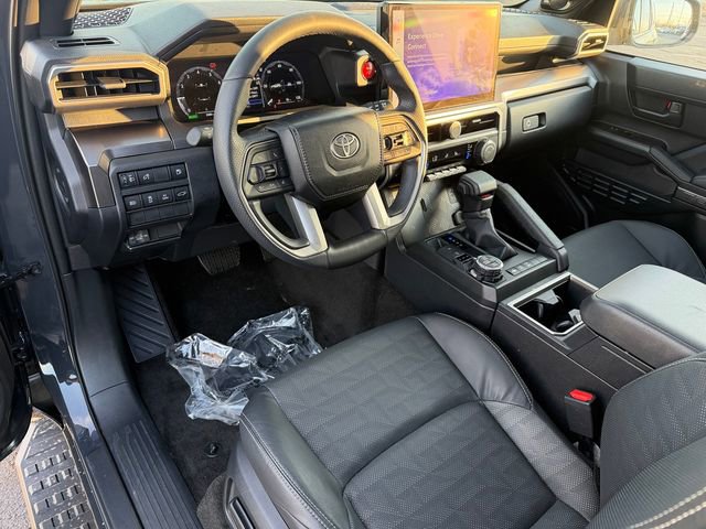 Certified 2025 Toyota 4Runner TRD Off-Road Premium w/ Tow Technology Package image 13