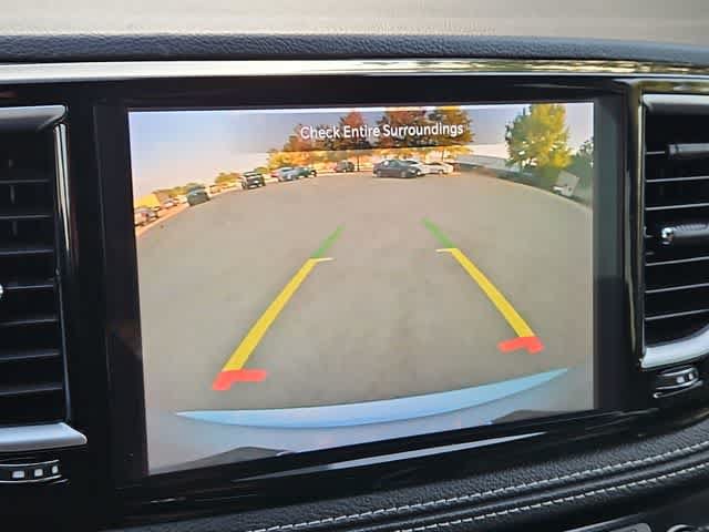 Used 2024 Chrysler Pacifica Limited FWD image 24