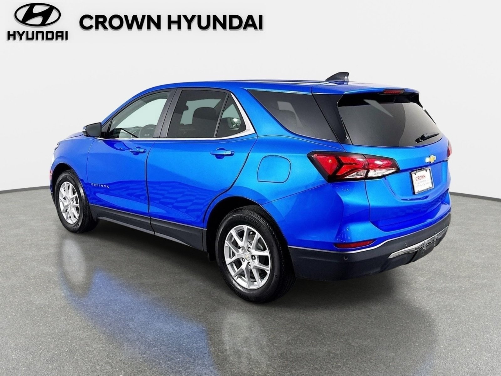 Used 2024 Chevrolet Equinox LT FWD image 8