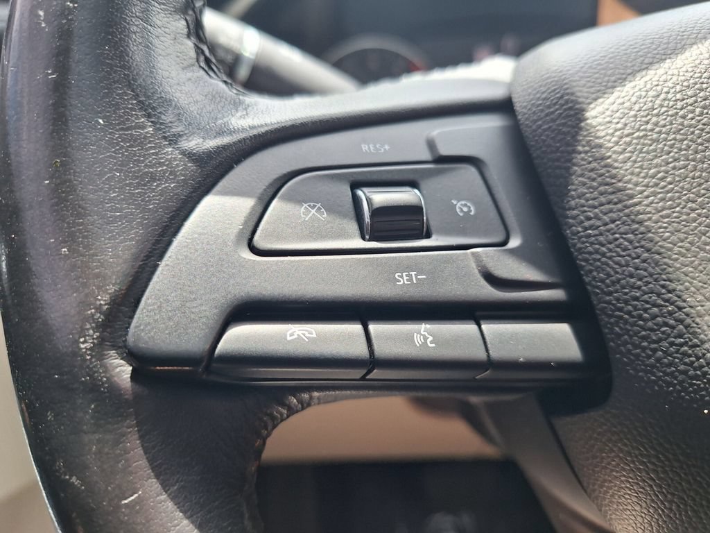 Used 2019 Cadillac XT4 Luxury FWD image 13