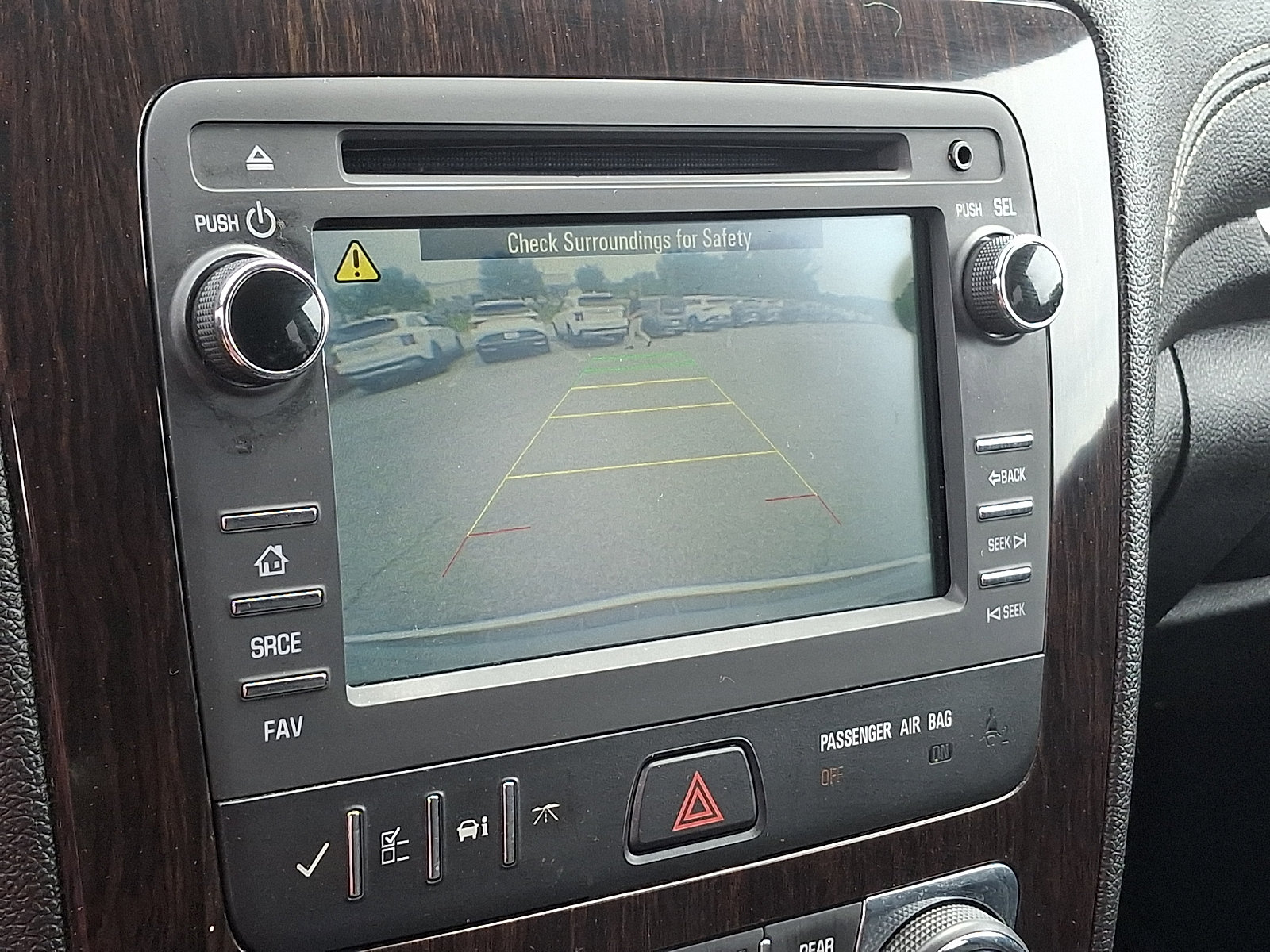 Used 2017 Chevrolet Traverse LT AWD/4WD image 19