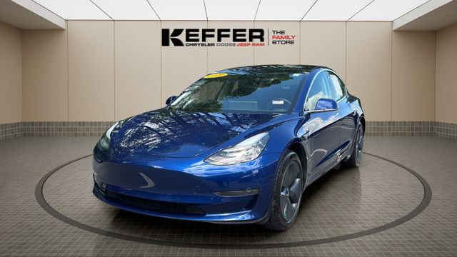 Used 2020 Tesla Model 3 Standard Range Plus RWD image 1