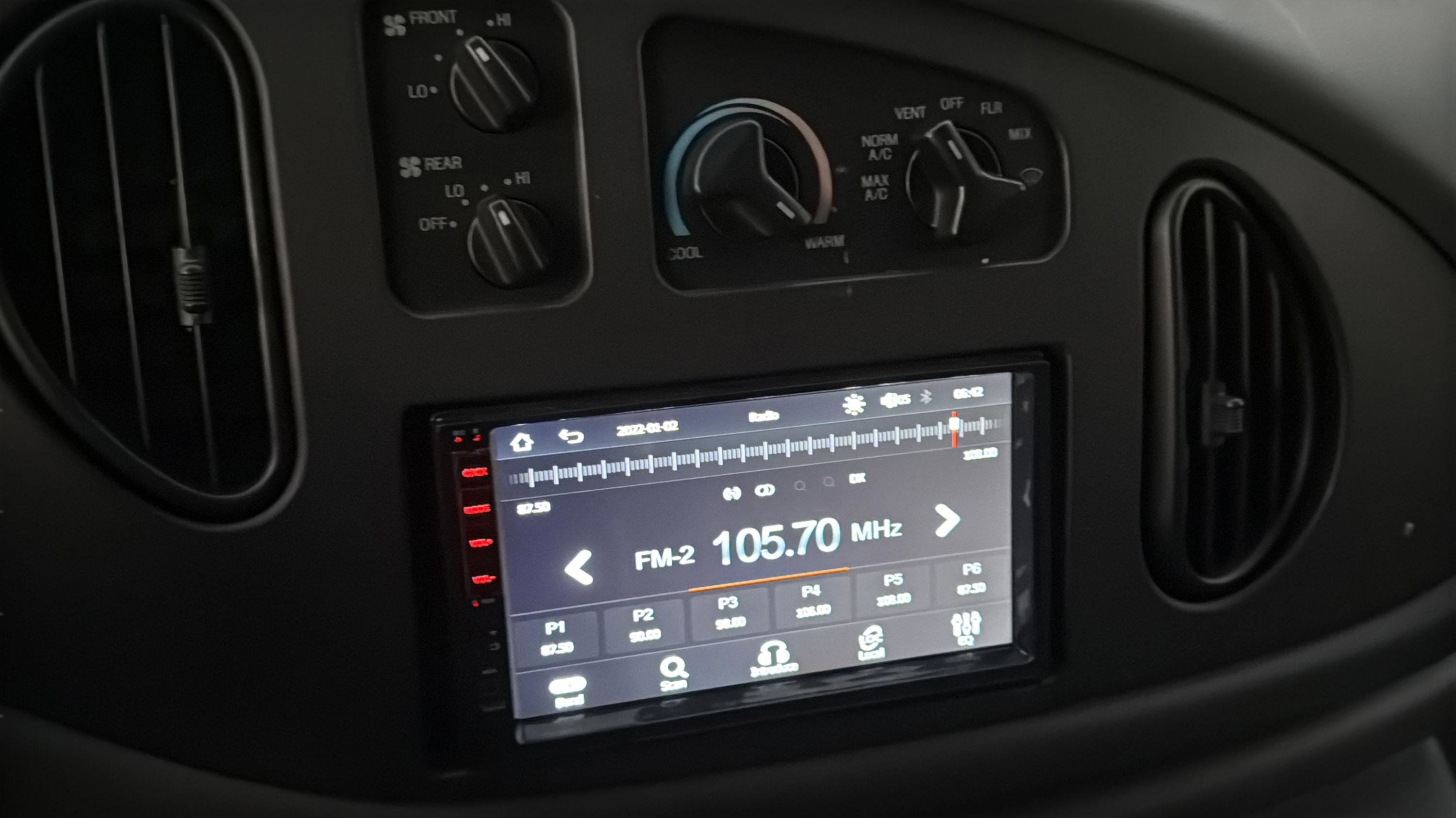 Used 2006 Ford E-150 and Econoline 150 Wagon image 27