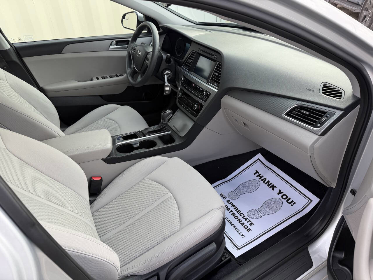 Used 2016 Hyundai Sonata SE image 17