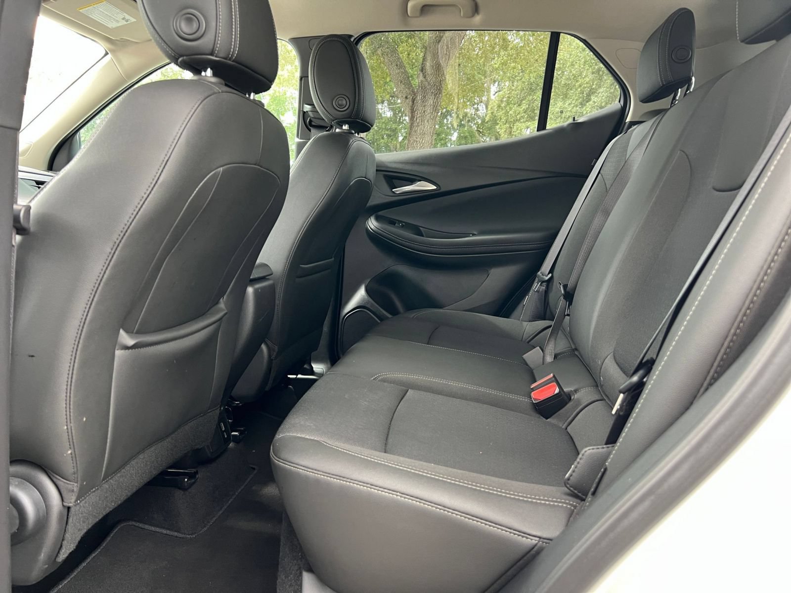 Used 2025 Buick Encore GX Preferred FWD image 24