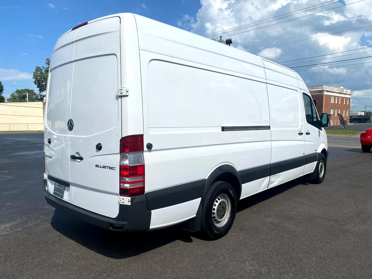 Used 2014 Mercedes-Benz Sprinter 2500 image 5