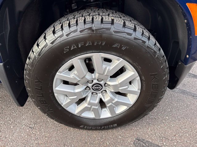 Certified 2022 Nissan Frontier SV AWD/4WD image 40