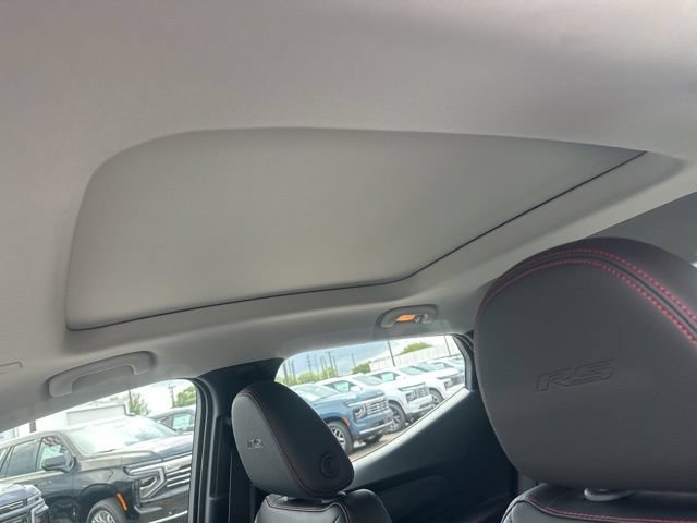 New 2027 Chevrolet Bolt RS w/ Super Cruise Package FWD image 15