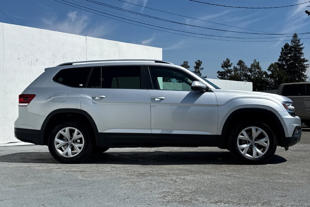 Used 2018 Volkswagen Atlas SE AWD/4WD image 2