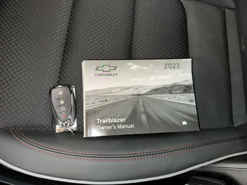 Certified 2023 Chevrolet TrailBlazer RS w/ Convenience Package image 15