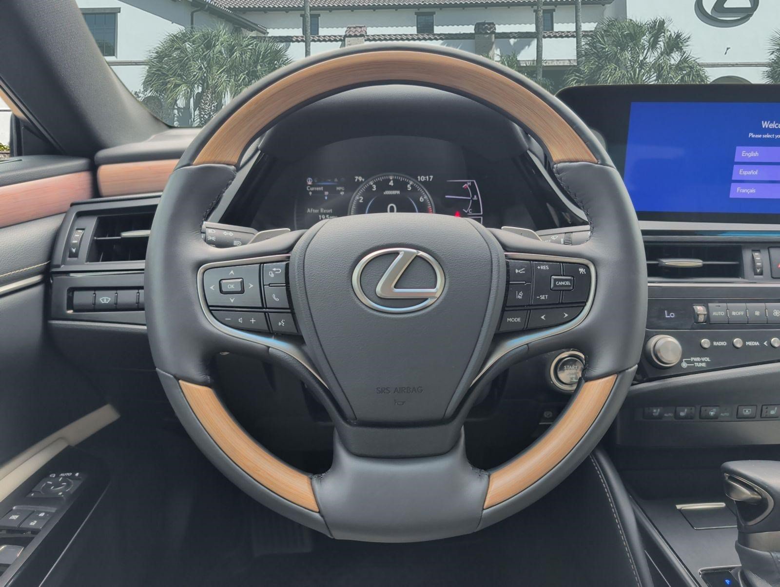 Used 2024 Lexus ES 350 w/ Technology Package FWD image 13