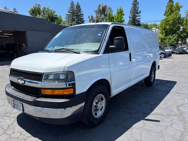 Used 2019 Chevrolet Express 2500 w/ Driver Convenience Package RWD image 10