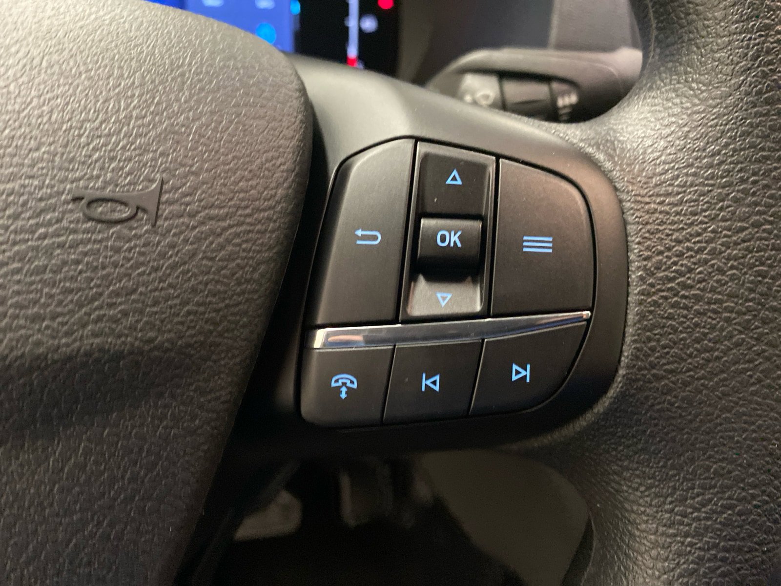 New 2026 Ford Transit 150 148 Medium Roof image 24