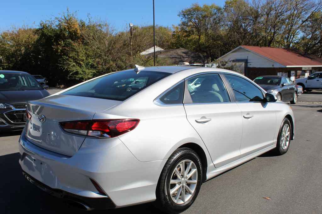 Used 2019 Hyundai Sonata SE image 5