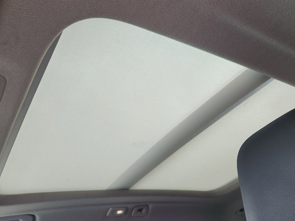 New 2025 Volvo XC40 B5 Plus w/ Protection Package Premier image 14