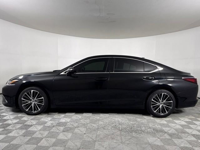 Used 2024 Lexus ES 350 w/ Premium Package FWD image 3