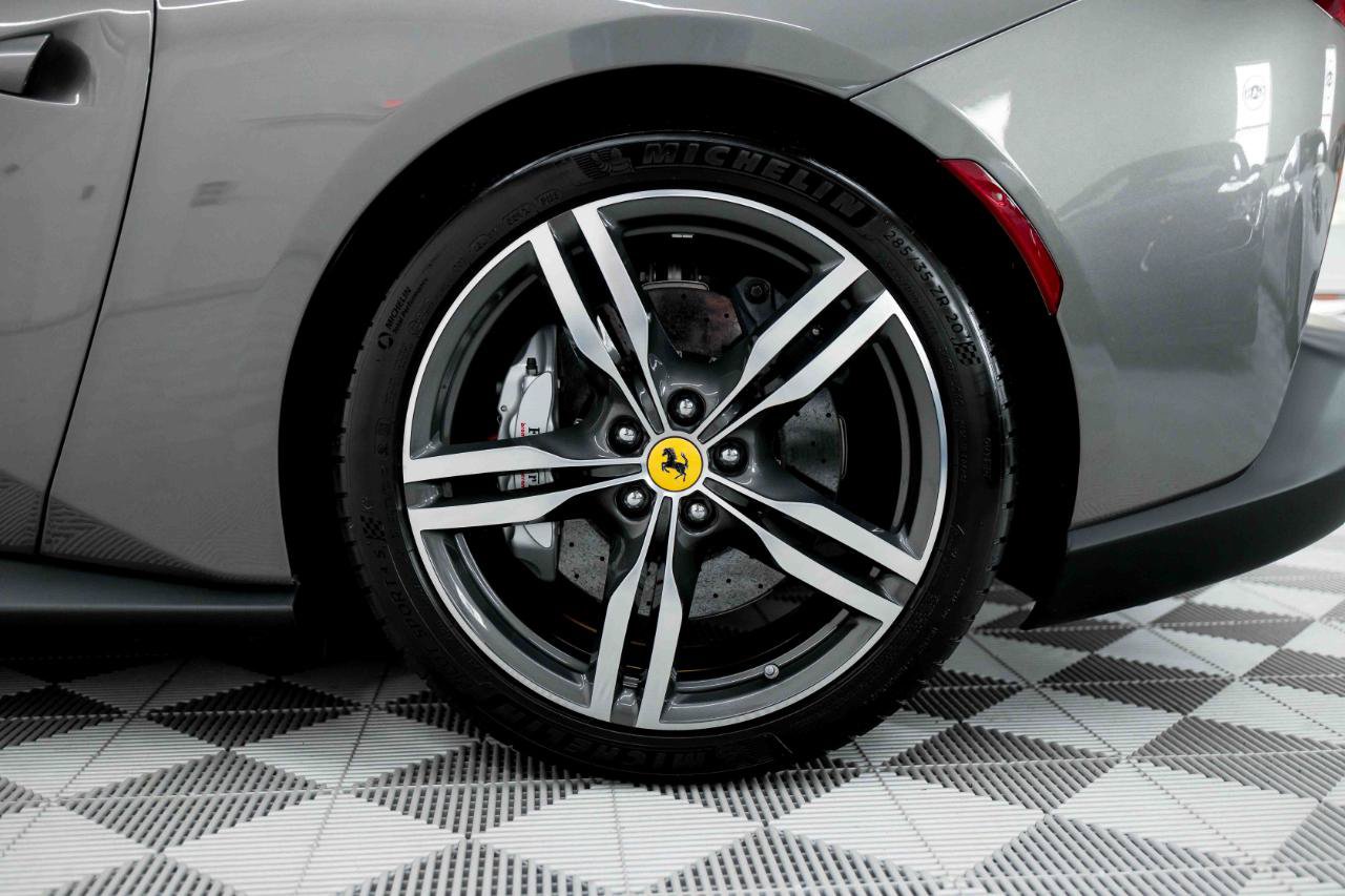 Used 2020 Ferrari Portofino RWD image 49
