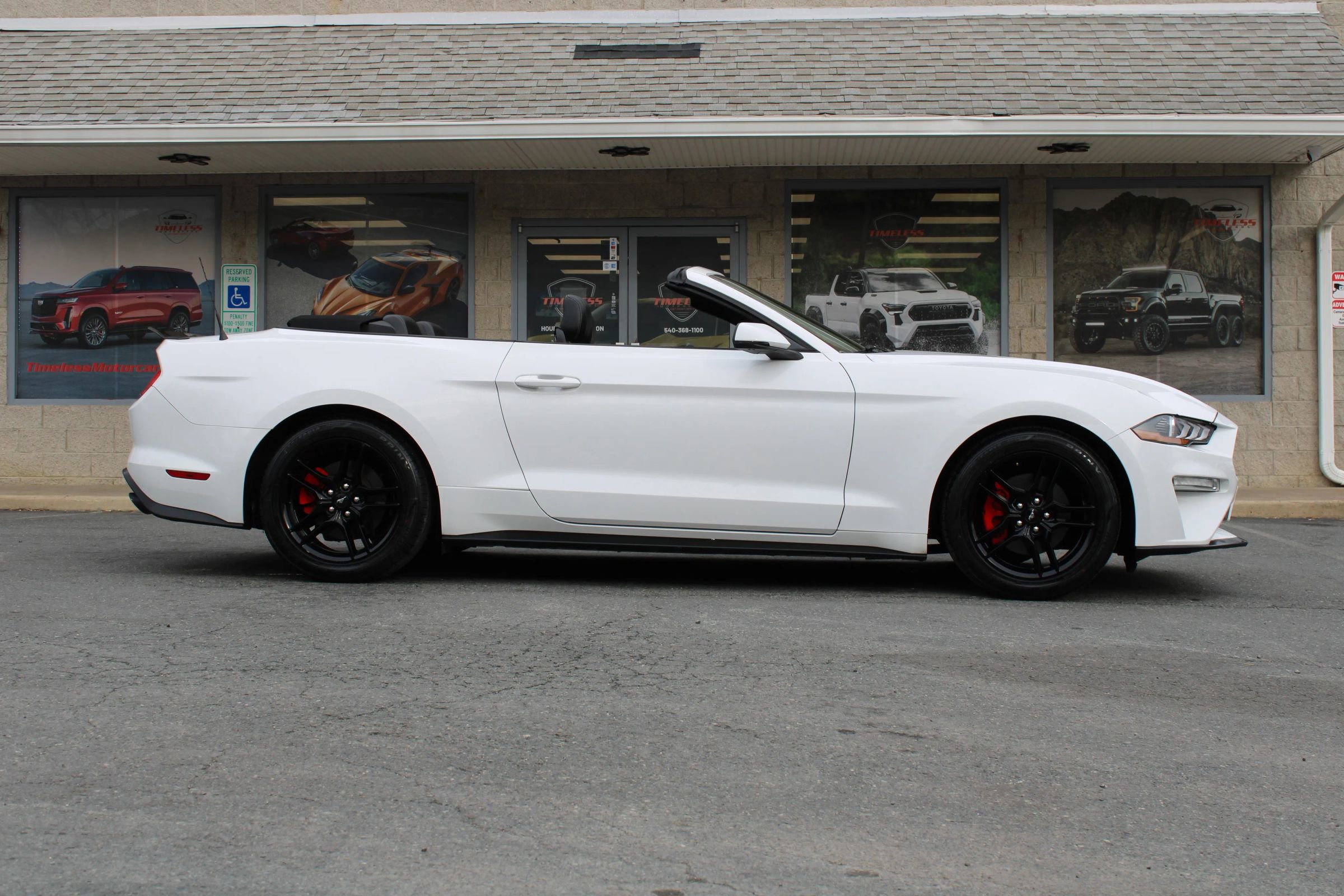 Used 2019 Ford Mustang Premium image 27