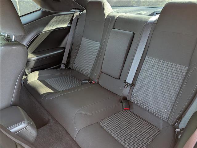 Used 2019 Dodge Challenger SXT RWD image 19