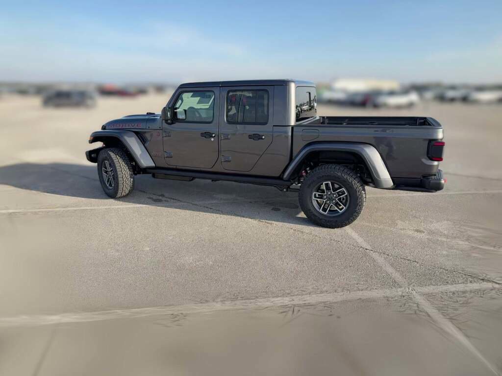 New 2026 Jeep Gladiator Mojave image 7