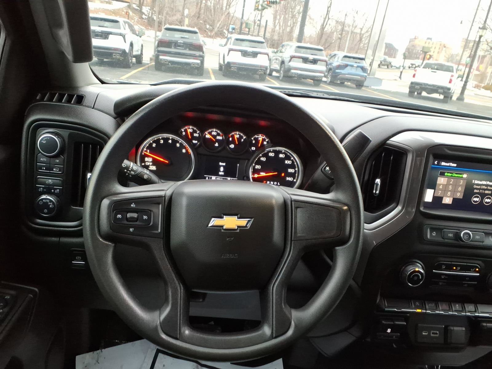 Used 2021 Chevrolet Silverado 1500 Custom image 17
