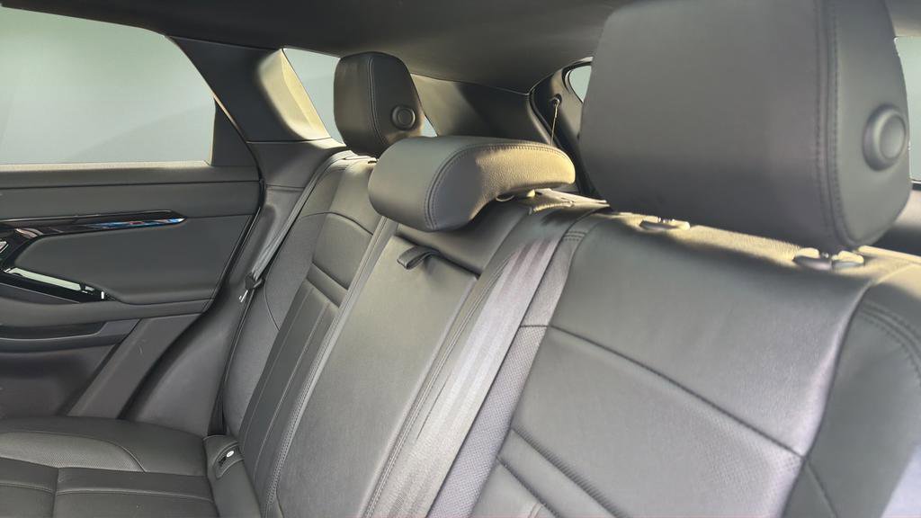 Used 2024 Land Rover Range Rover Evoque S image 16