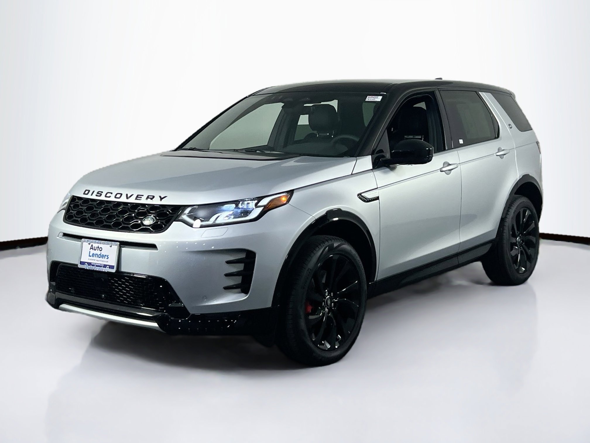 Used 2025 Land Rover Discovery Sport Dynamic SE image 1
