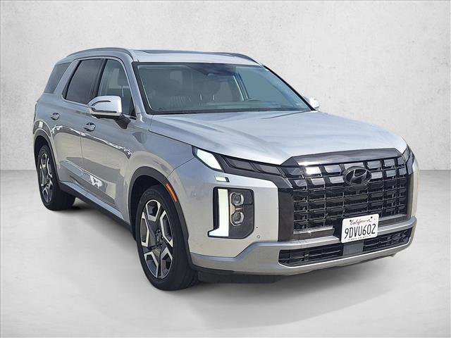 Used 2023 Hyundai Palisade Limited image 3