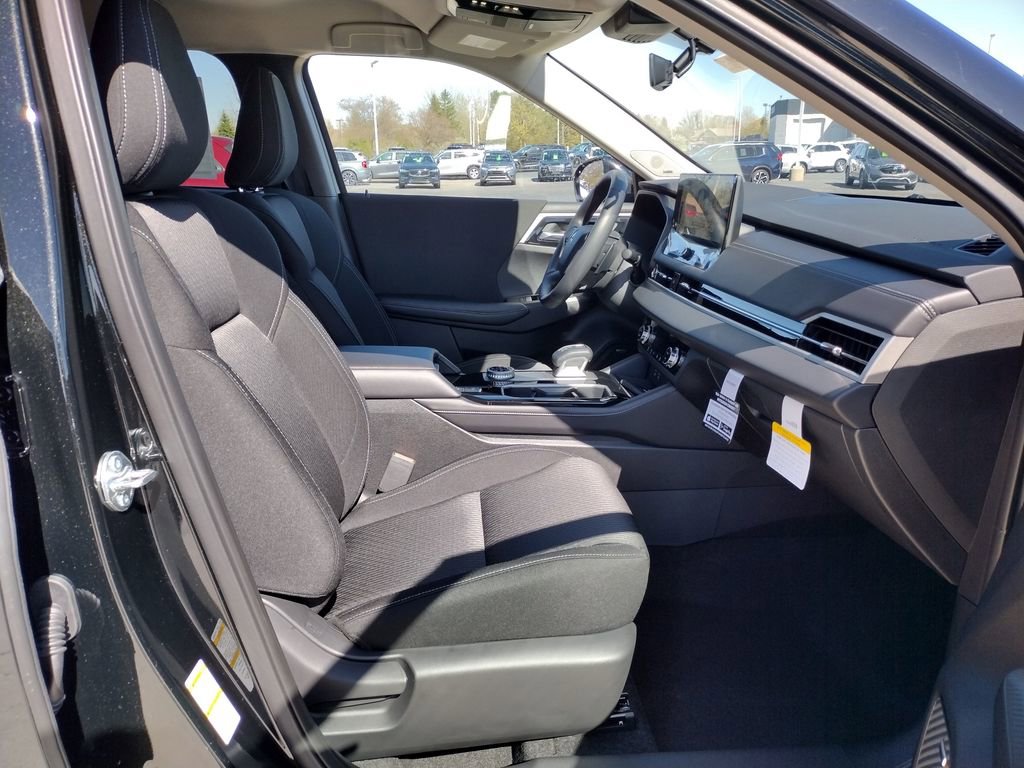 New 2026 Mitsubishi Outlander ES AWD/4WD image 11