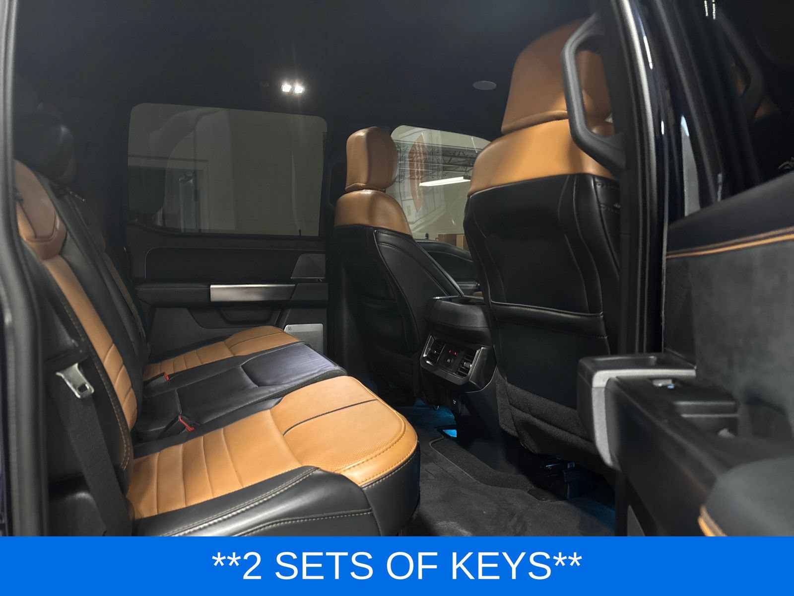 Used 2024 Ford F450 Platinum w/ FX4 Off-Road Package AWD/4WD image 9