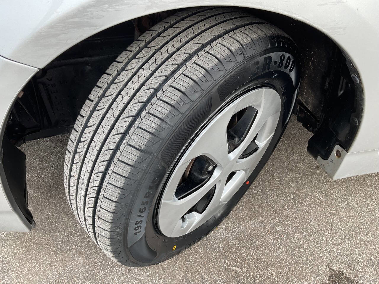 Used 2012 Toyota Prius Three image 39