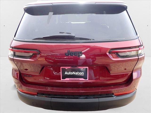 New 2025 Jeep Grand Cherokee L Altitude image 4