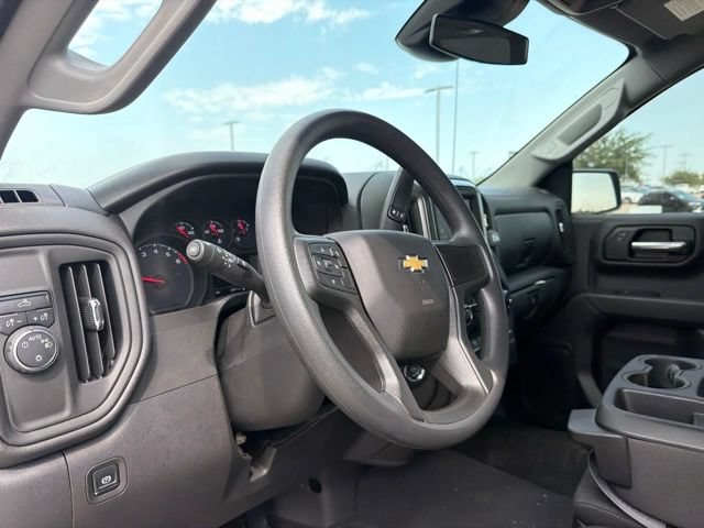 Used 2026 Chevrolet Silverado 1500 Custom w/ LPO, Dark Essentials Package RWD image 15