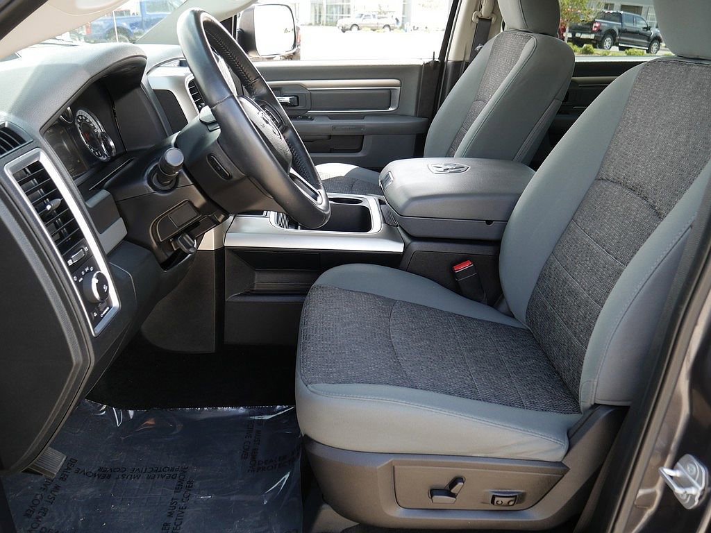 Used 2016 RAM 1500 Big Horn AWD/4WD image 10