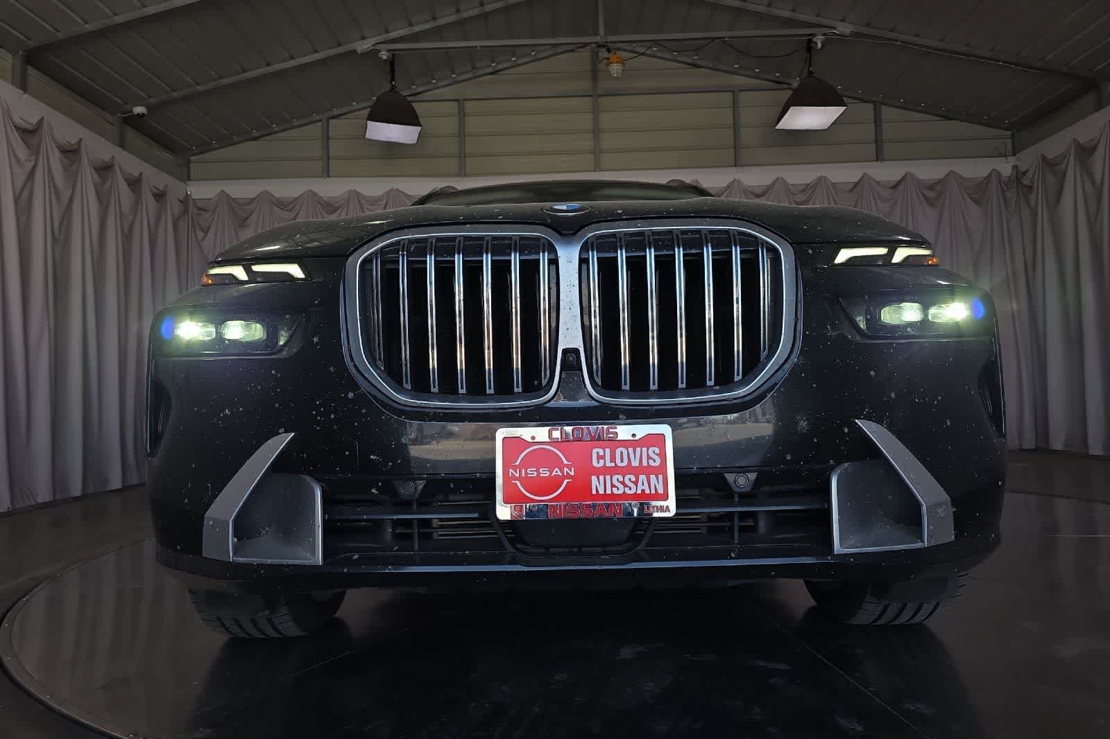 Used 2025 BMW X7 xDrive40i AWD/4WD image 11