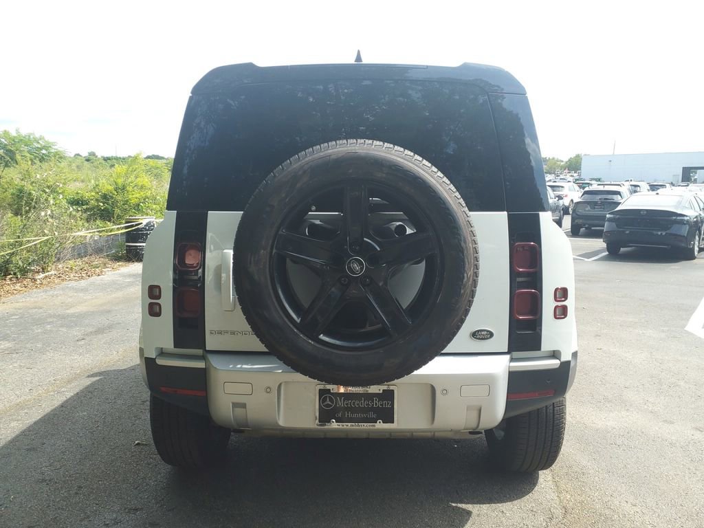 Used 2022 Land Rover Defender 90 AWD/4WD image 6