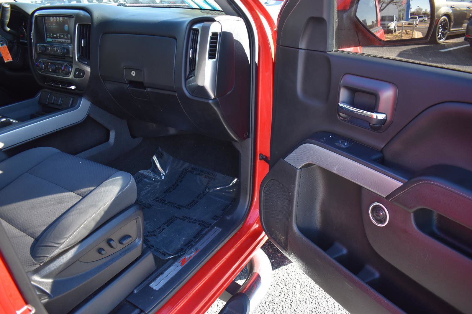 Used 2018 Chevrolet Silverado 1500 LT w/ All Star Edition image 17