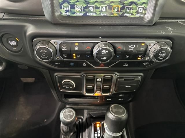 Used 2023 Jeep Wrangler Unlimited w/ Cold Weather Group AWD/4WD image 21