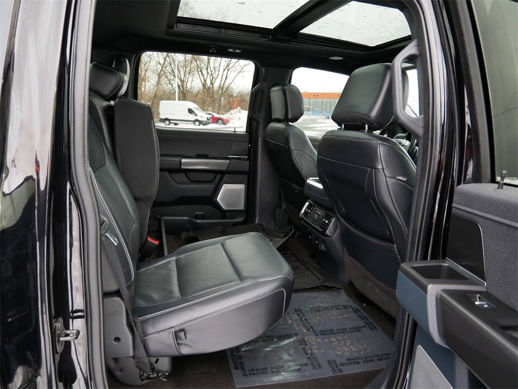 Used 2022 Ford F150 Lariat w/ Equipment Group 502A High image 9