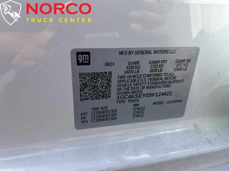 Used 2025 Chevrolet Silverado 3500 W/T AWD/4WD image 17