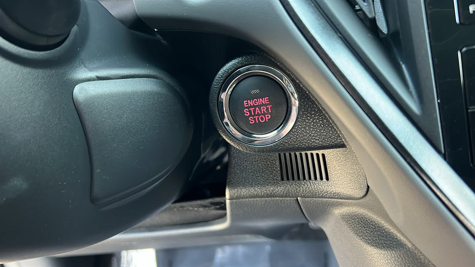 New 2026 Subaru Crosstrek 2.5i Limited AWD/4WD image 17