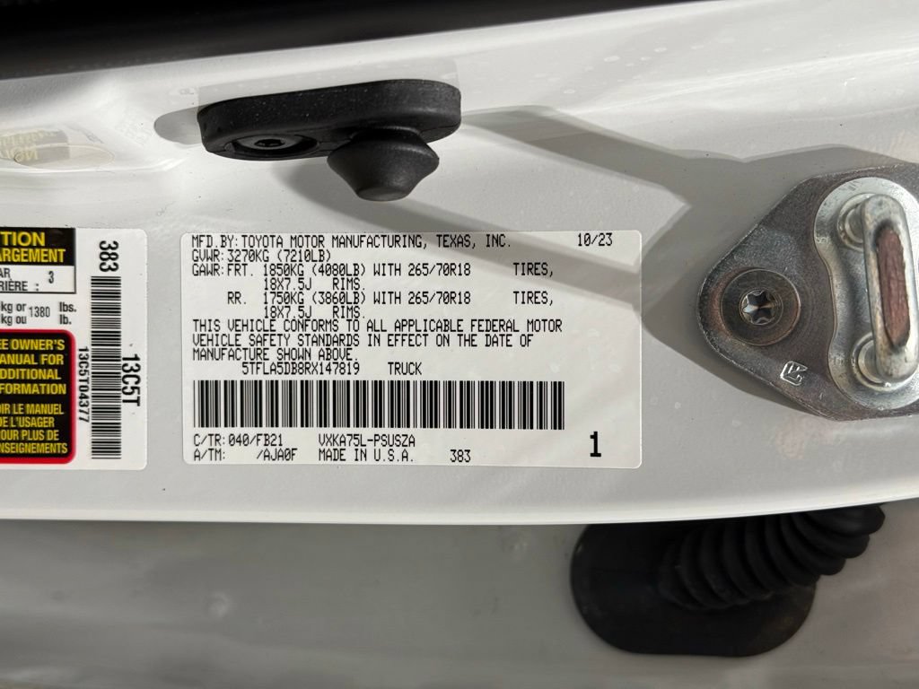 Used 2024 Toyota Tundra SR5 w/ SR5 Convenience Package AWD/4WD image 27