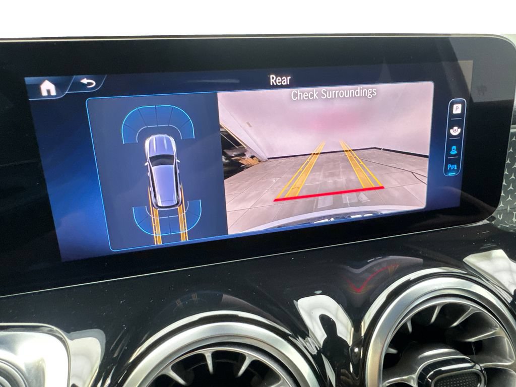 Used 2025 Mercedes-Benz GLB 250 4MATIC image 63