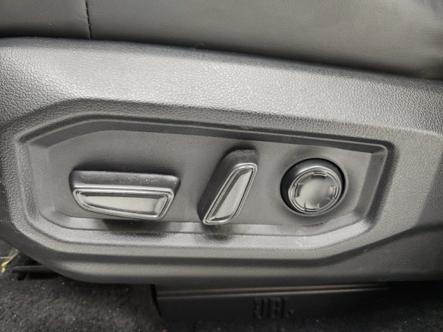 Certified 2025 Toyota Sequoia Platinum AWD/4WD image 15